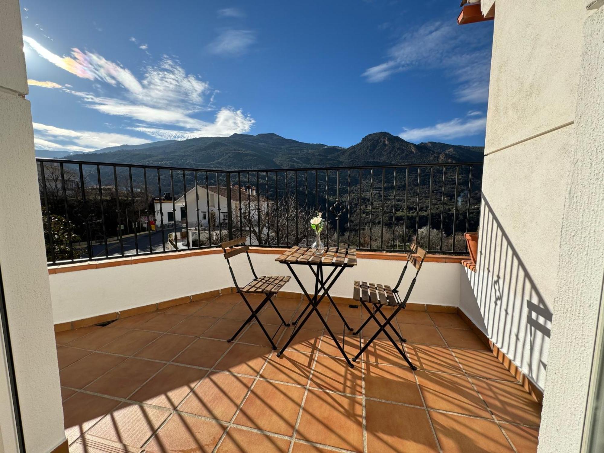 Casa A La Vera De La Sierra Güéjar Sierra Eksteriør billede