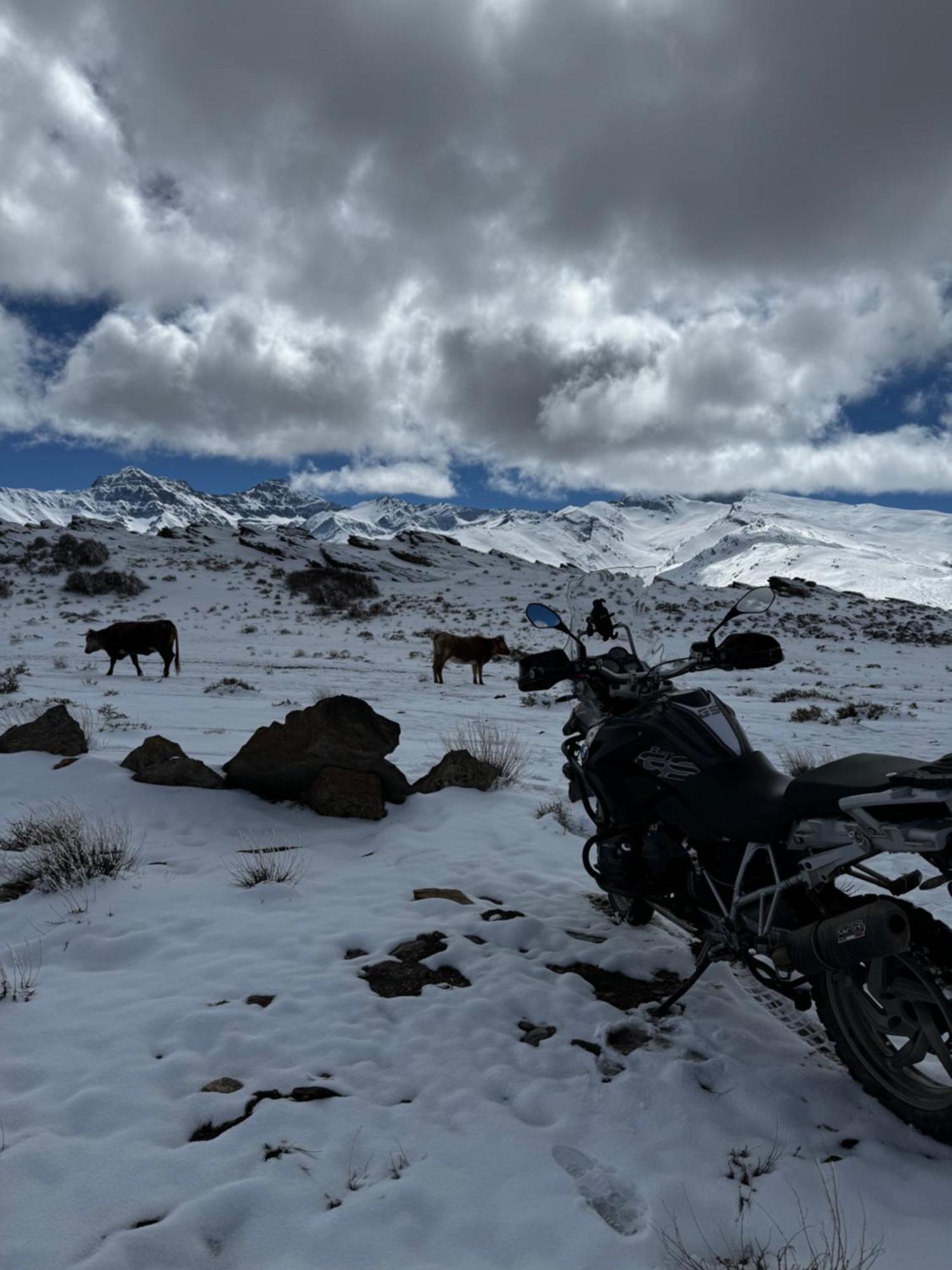 Casa A La Vera De La Sierra Güéjar Sierra Eksteriør billede